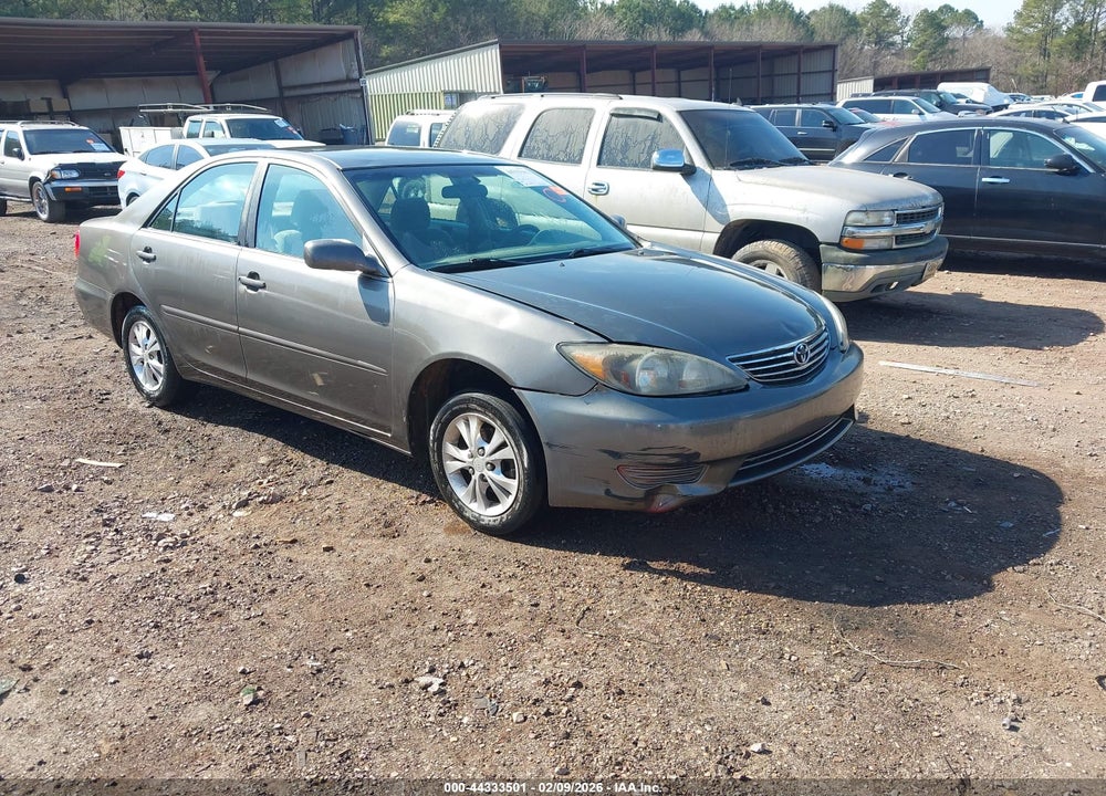 2004 TOYOTA CAMRY LE V6 VIN: 4T1BF32K14U578528