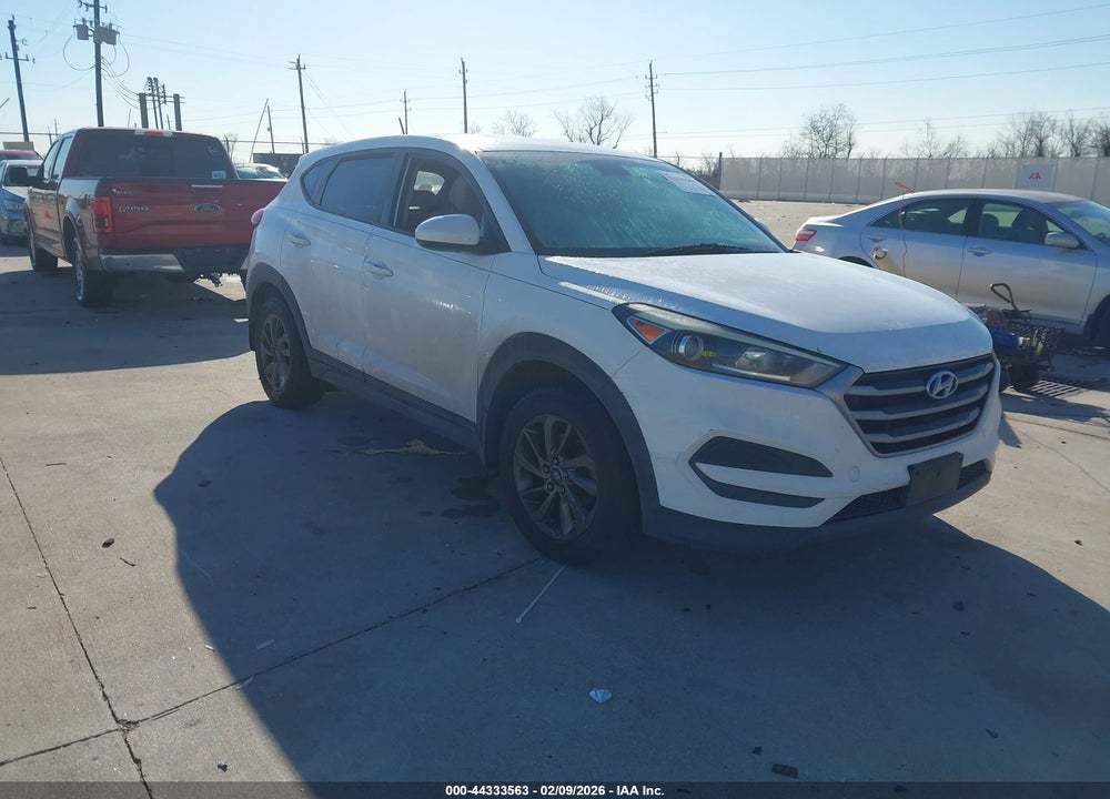 2017 HYUNDAI TUCSON SE VIN: KM8J23A49HU569401
