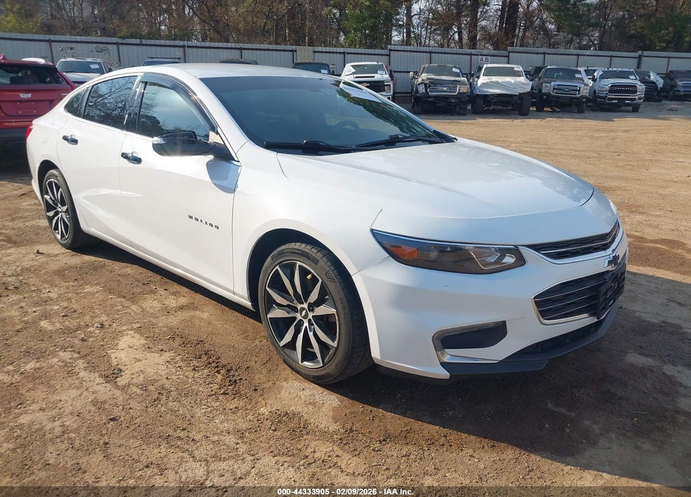 2018 CHEVROLET MALIBU LT VIN: 1G1ZD5ST8JF277048