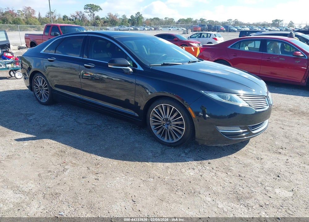 2015 LINCOLN MKZ HYBRID VIN: 3LN6L2LUXFR605952