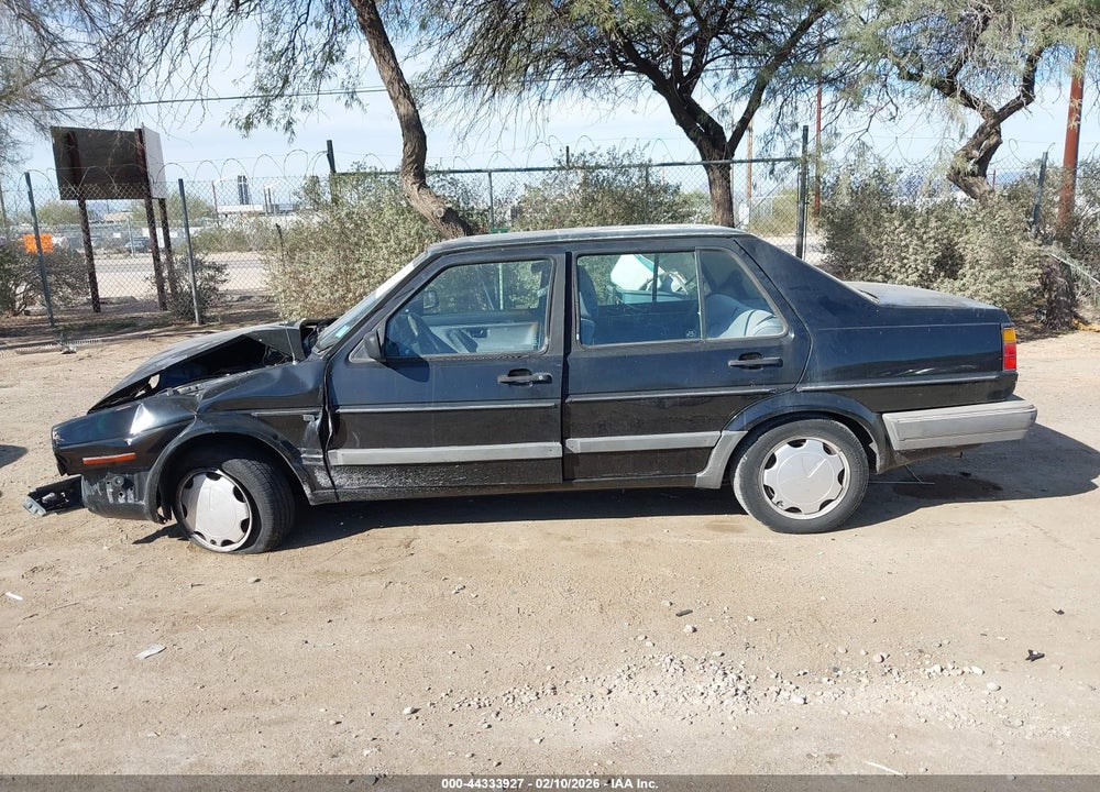 1990 VOLKSWAGEN JETTA GL VIN: WVWRA21G3LW254198