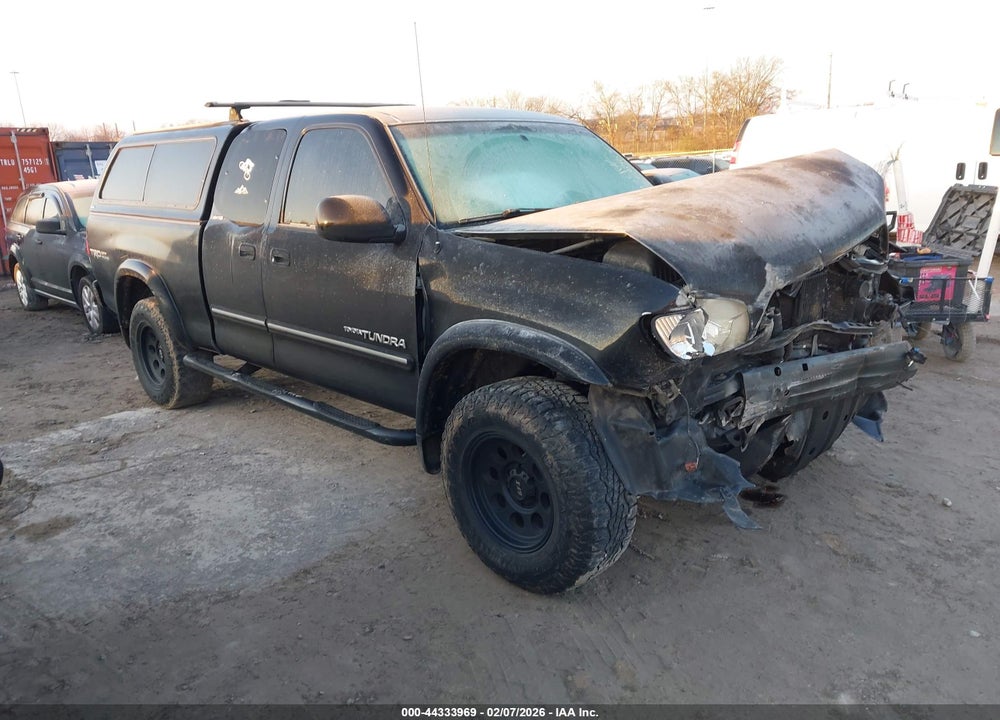 2004 TOYOTA TUNDRA LTD V8 VIN: 5TBBT48124S446957