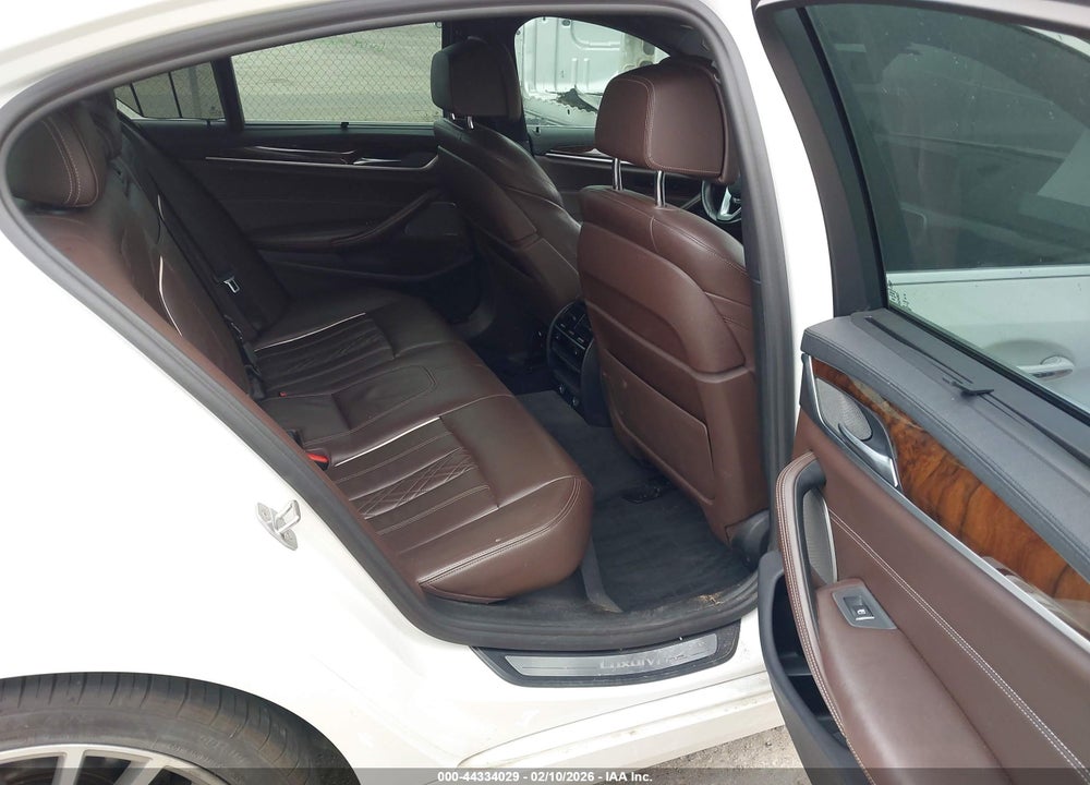 2017 BMW 540I VIN: WBAJE5C33HG477935