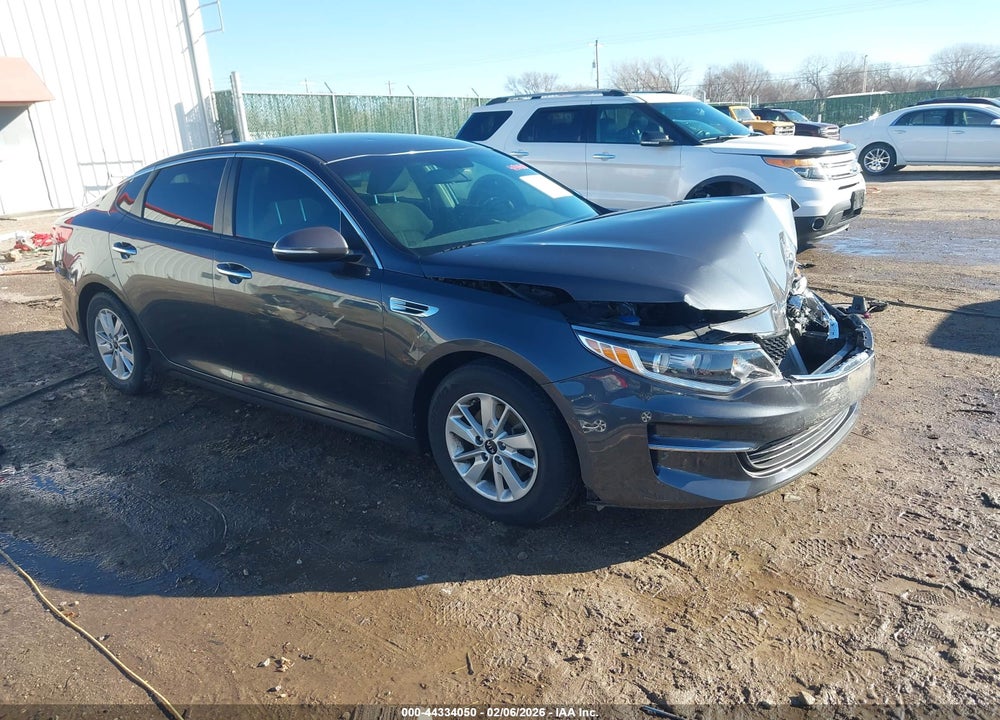 2016 KIA OPTIMA LX VIN: KNAGT4L31G5110732