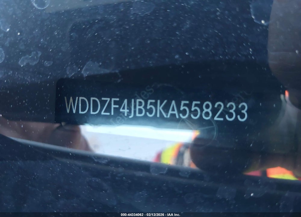 2019 MERCEDES-BENZ E 300 VIN: WDDZF4JB5KA558233
