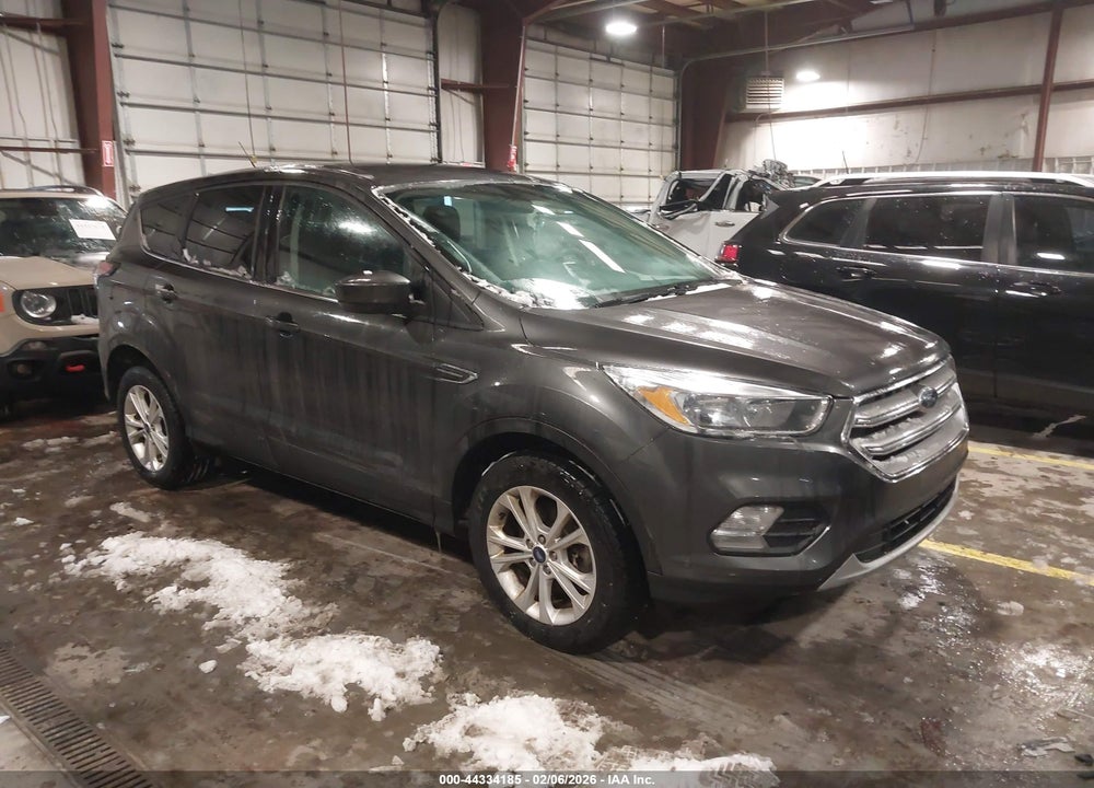 2017 FORD ESCAPE SE VIN: 1FMCU9GD4HUD38063
