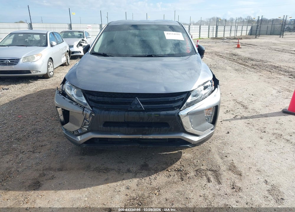 2019 MITSUBISHI ECLIPSE CROSS LE VIN: JA4AT4AA1KZ003184