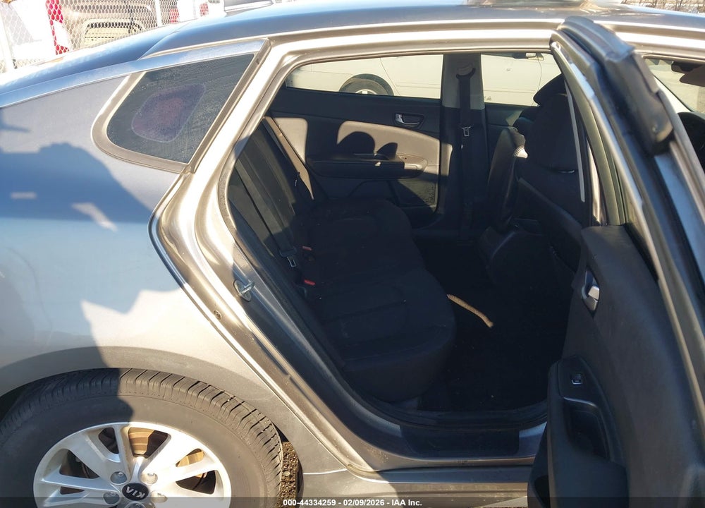 2016 KIA OPTIMA LX VIN: 5XXGT4L31GG088083
