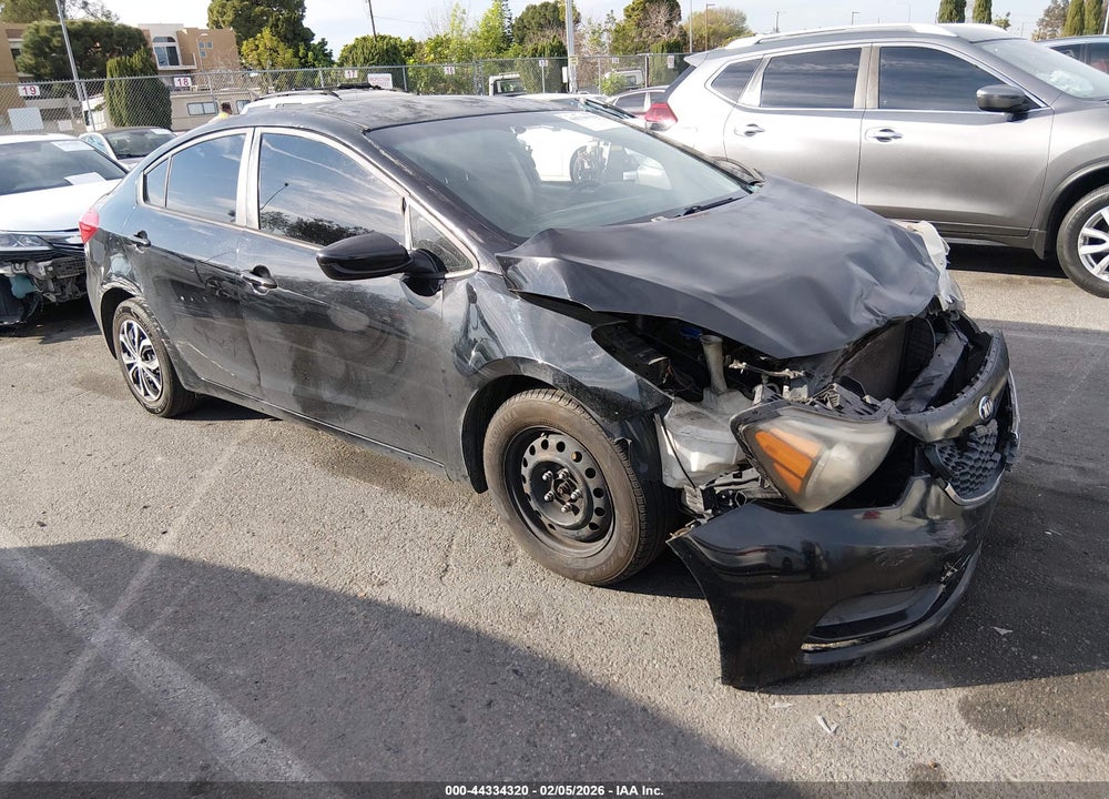 2015 KIA FORTE LX VIN: KNAFK4A63F5386131