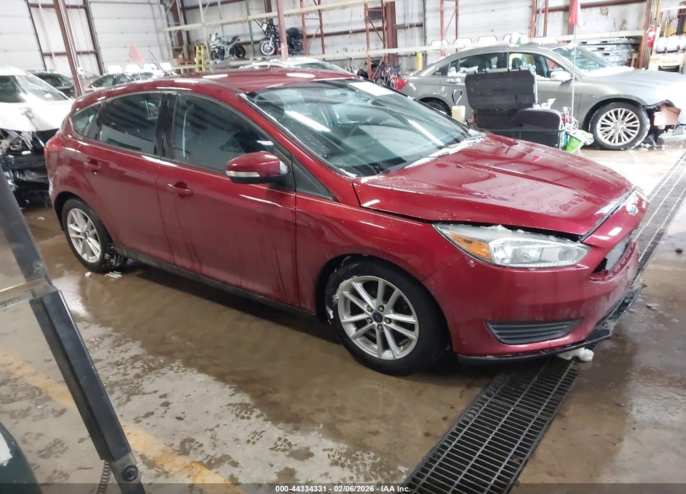 2015 FORD FOCUS SE VIN: 1FADP3K24FL260881