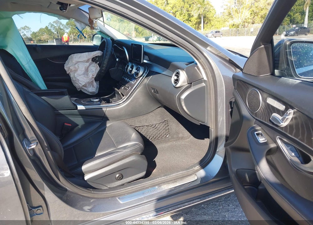 2017 MERCEDES-BENZ C 300 VIN: WDDWF4JB7HR248856