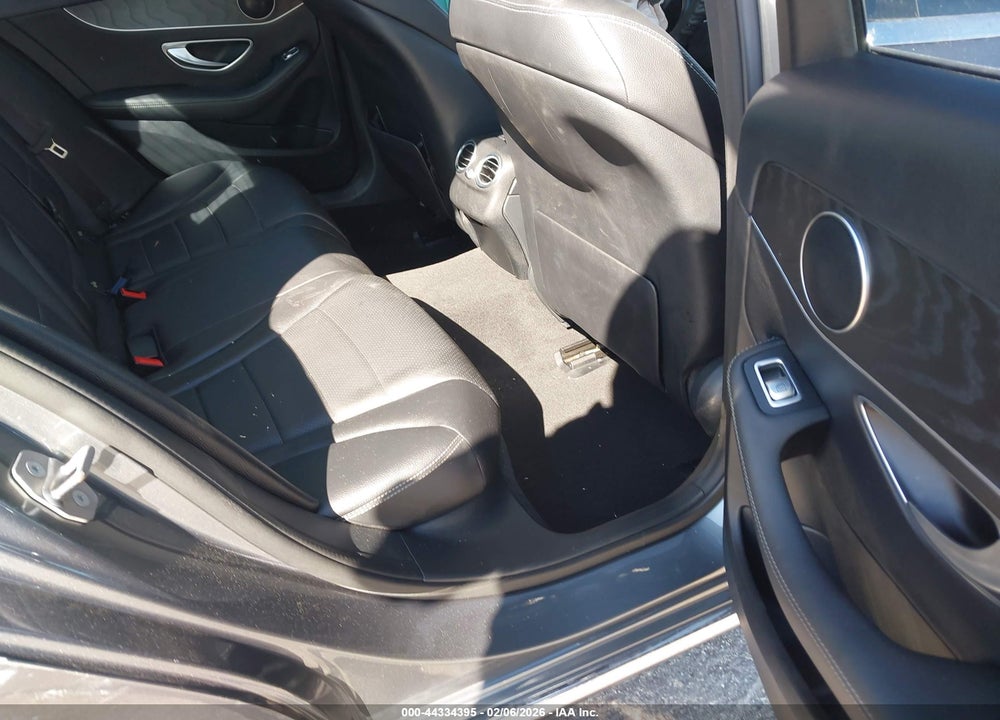 2017 MERCEDES-BENZ C 300 VIN: WDDWF4JB7HR248856