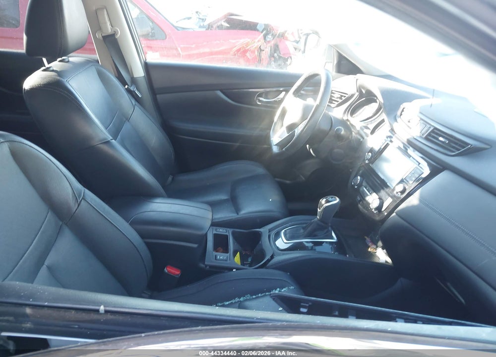 2017 NISSAN ROGUE SL VIN: JN8AT2MT8HW404656