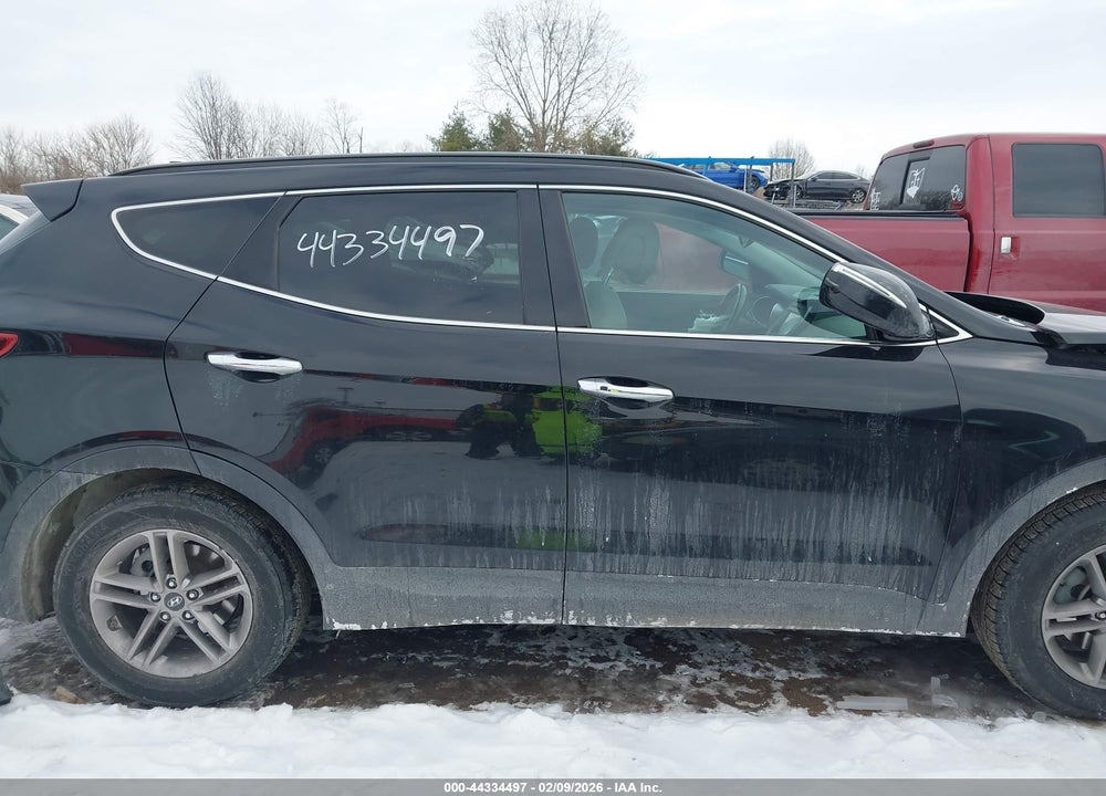 2017 HYUNDAI SANTA FE SPORT 2.4L VIN: 5XYZUDLB6HG418181