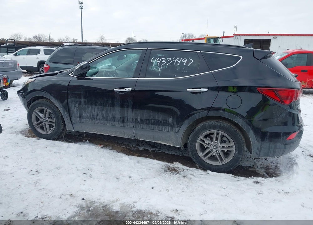 2017 HYUNDAI SANTA FE SPORT 2.4L VIN: 5XYZUDLB6HG418181