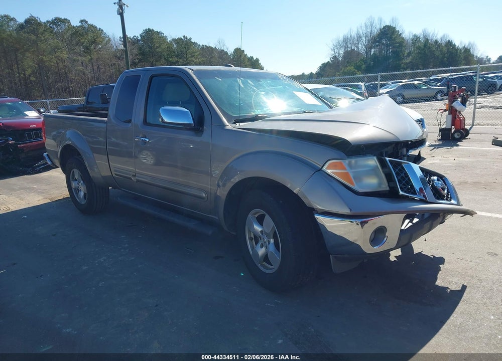 2008 NISSAN FRONTIER LE VIN: 1N6AD06U88C404772
