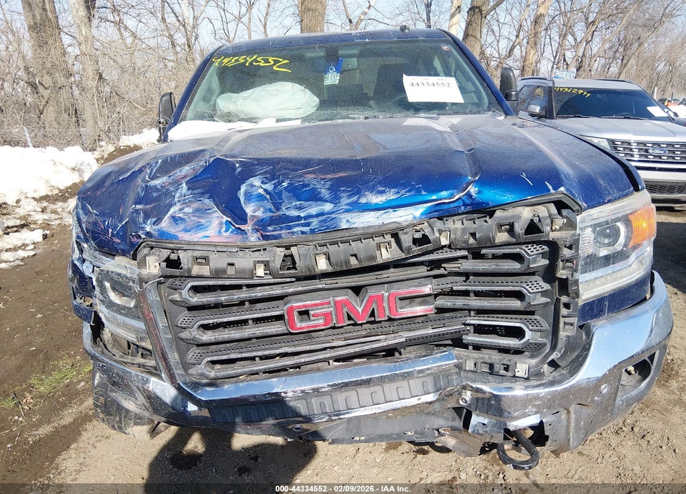 2015 GMC SIERRA 2500HD SLT VIN: 1GT22ZEG6FZ100802