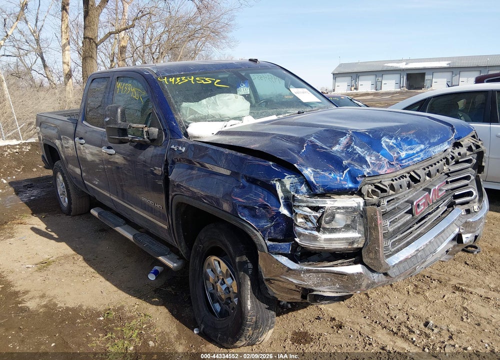 2015 GMC SIERRA 2500HD SLT VIN: 1GT22ZEG6FZ100802