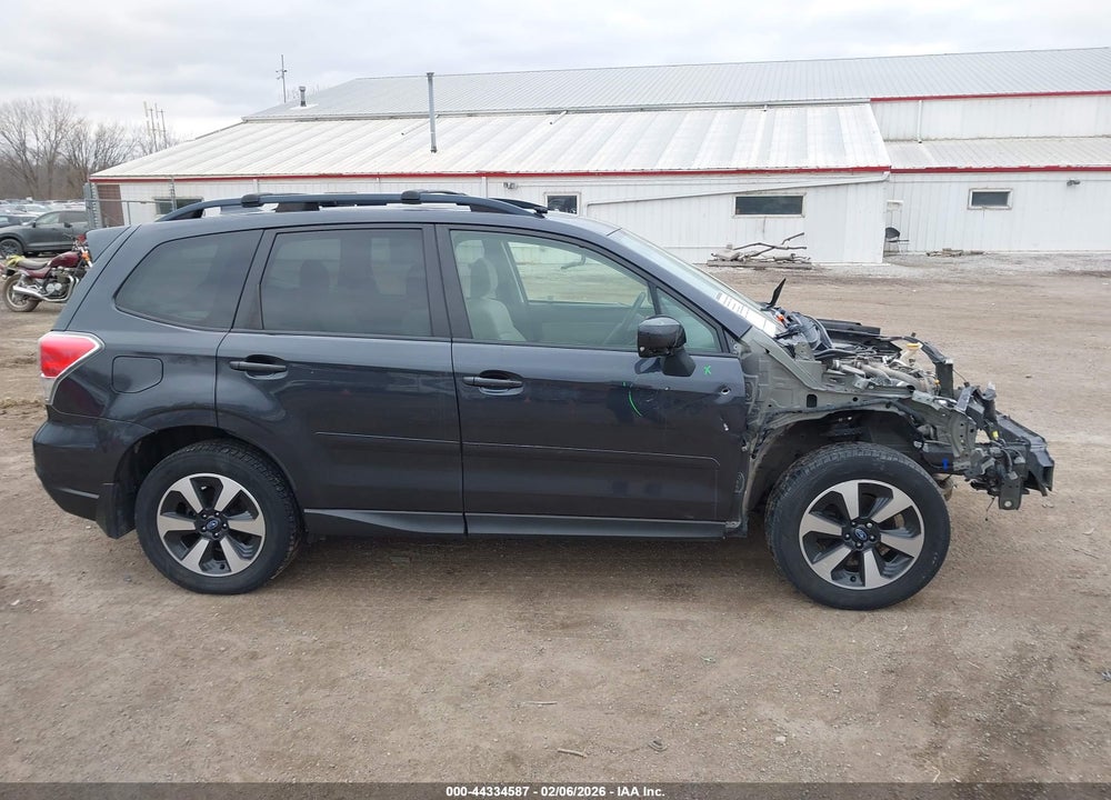 2017 SUBARU FORESTER 2.5I PREMIUM VIN: JF2SJAEC6HH403879