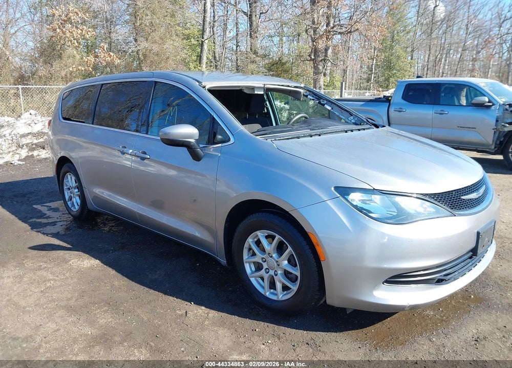 2017 CHRYSLER PACIFICA TOURING VIN: 2C4RC1DG9HR516533