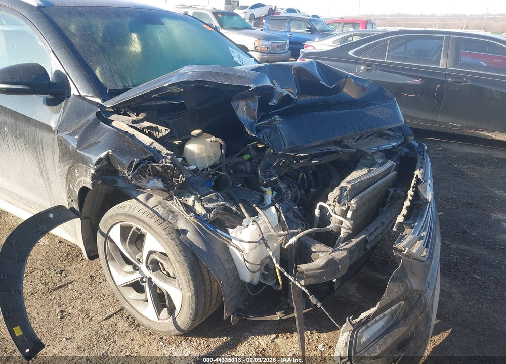 2018 HYUNDAI TUCSON LIMITED VIN: KM8J33A27JU720852
