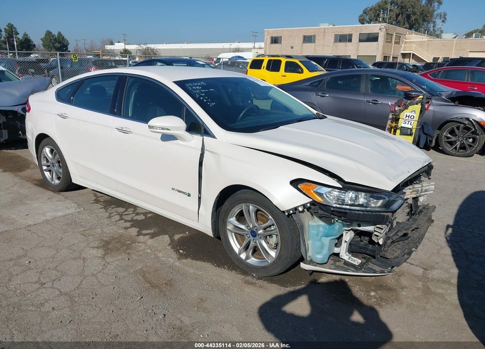 2016 FORD FUSION HYBRID TITANIUM VIN: 3FA6P0RU5GR187795