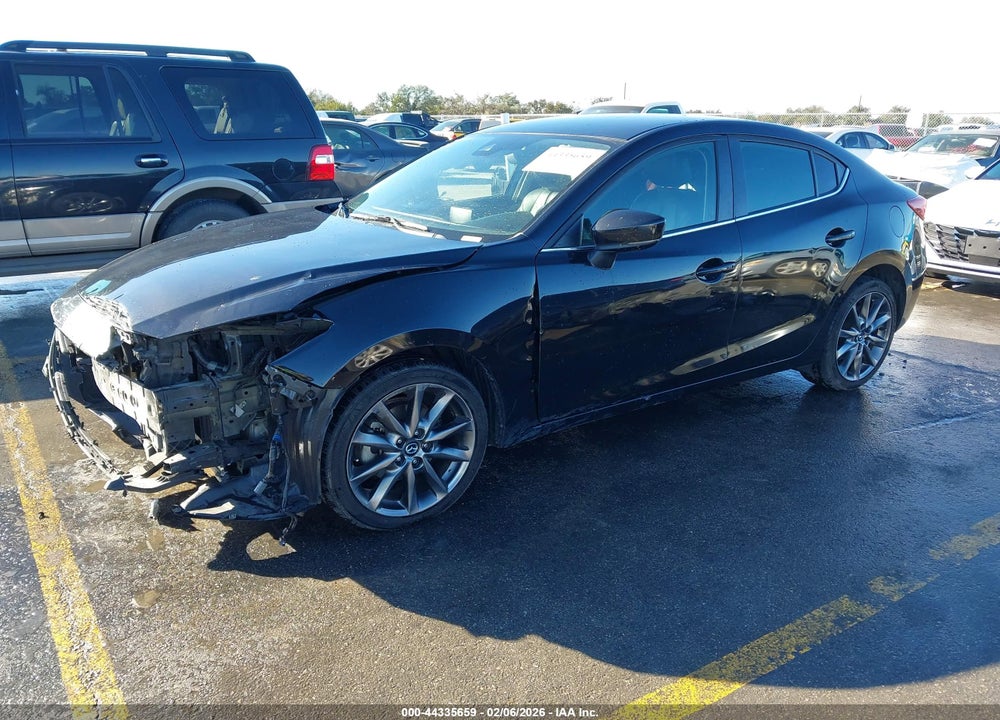 2018 MAZDA 3 TOURING VIN: 3MZBN1V38JM220694