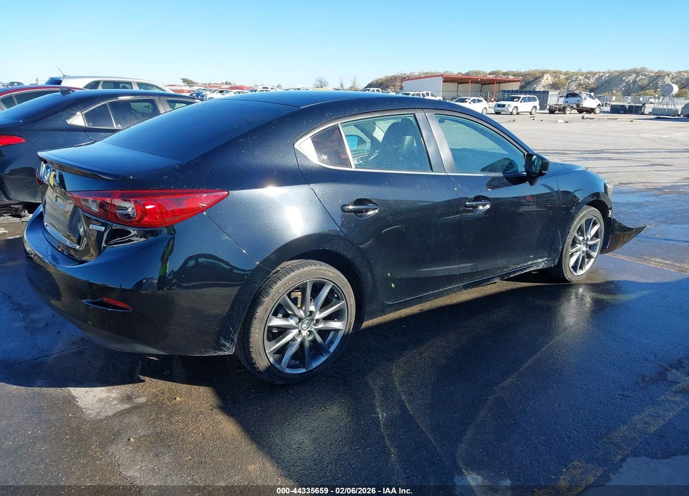 2018 MAZDA 3 TOURING VIN: 3MZBN1V38JM220694