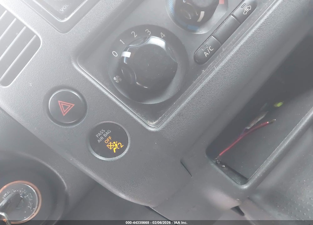 2005 NISSAN FRONTIER XE VIN: 1N6BD06T65C428009