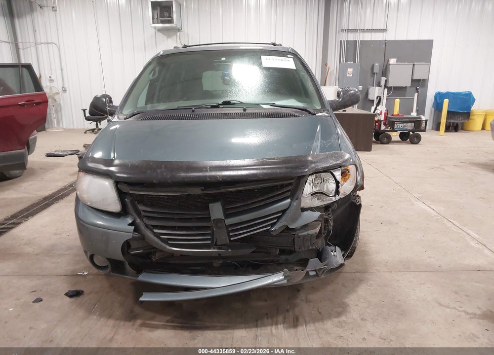 2005 DODGE GRAND CARAVAN SXT VIN: 2D4GP44L65R540619