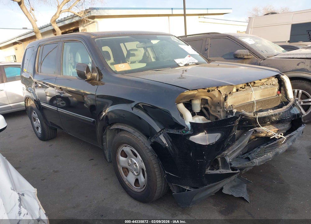 2015 HONDA PILOT LX VIN: 5FNYF3H24FB003924