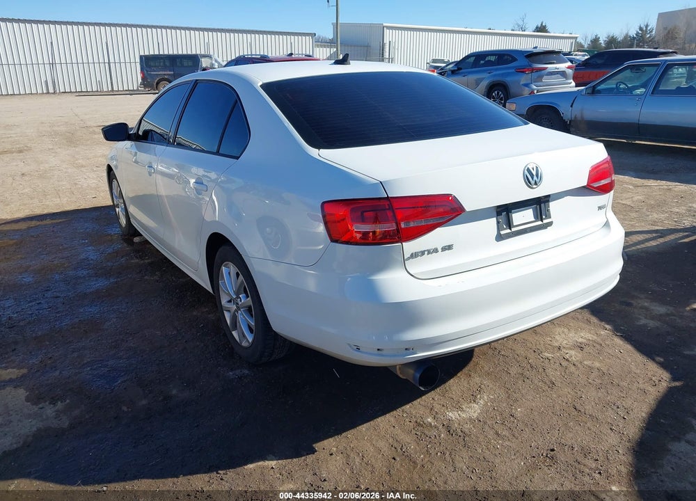 2015 VOLKSWAGEN JETTA 1.8T SE VIN: 3VWD17AJ4FM265599