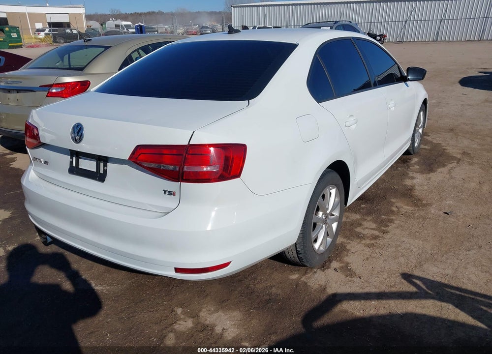2015 VOLKSWAGEN JETTA 1.8T SE VIN: 3VWD17AJ4FM265599