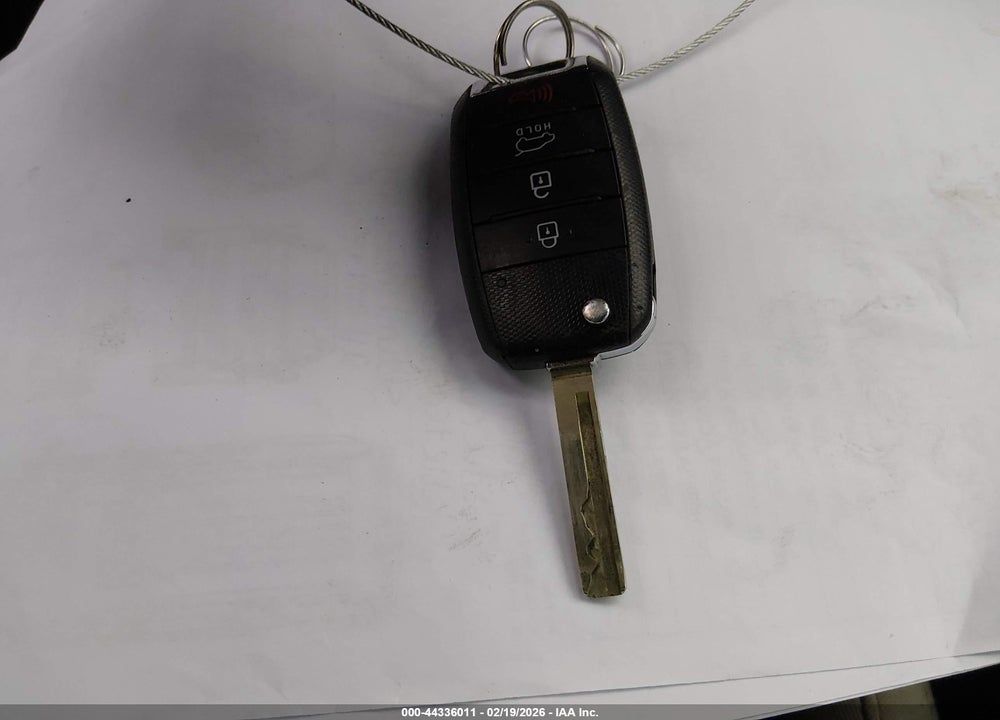 2019 KIA SORENTO 2.4L LX VIN: 5XYPG4A35KG576609