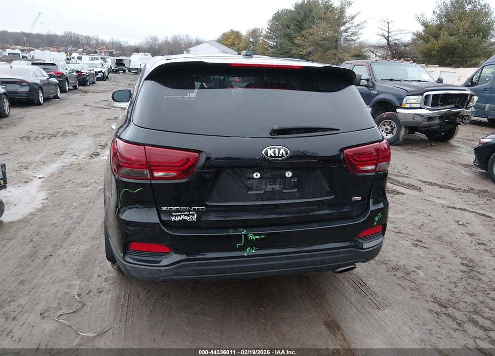 2019 KIA SORENTO 2.4L LX VIN: 5XYPG4A35KG576609