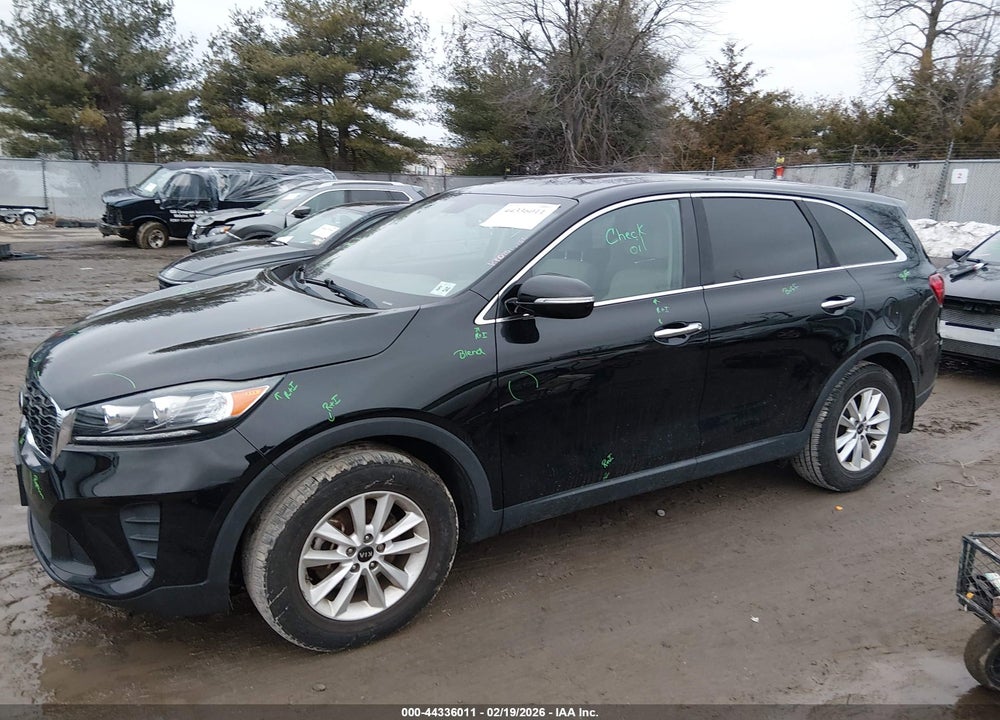 2019 KIA SORENTO 2.4L LX VIN: 5XYPG4A35KG576609