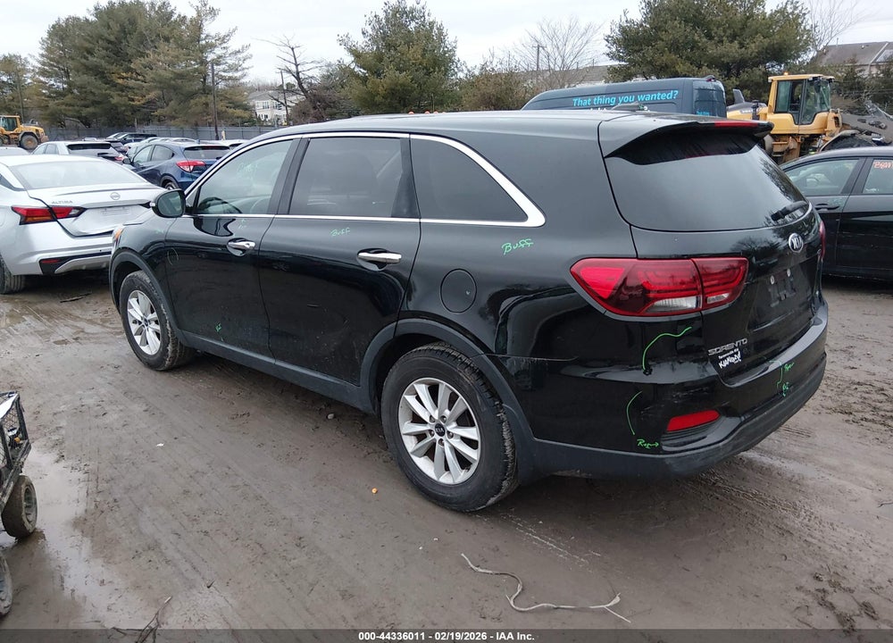 2019 KIA SORENTO 2.4L LX VIN: 5XYPG4A35KG576609
