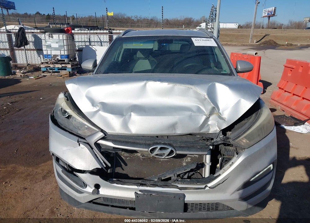 2018 HYUNDAI TUCSON SEL VIN: KM8J33A49JU617031