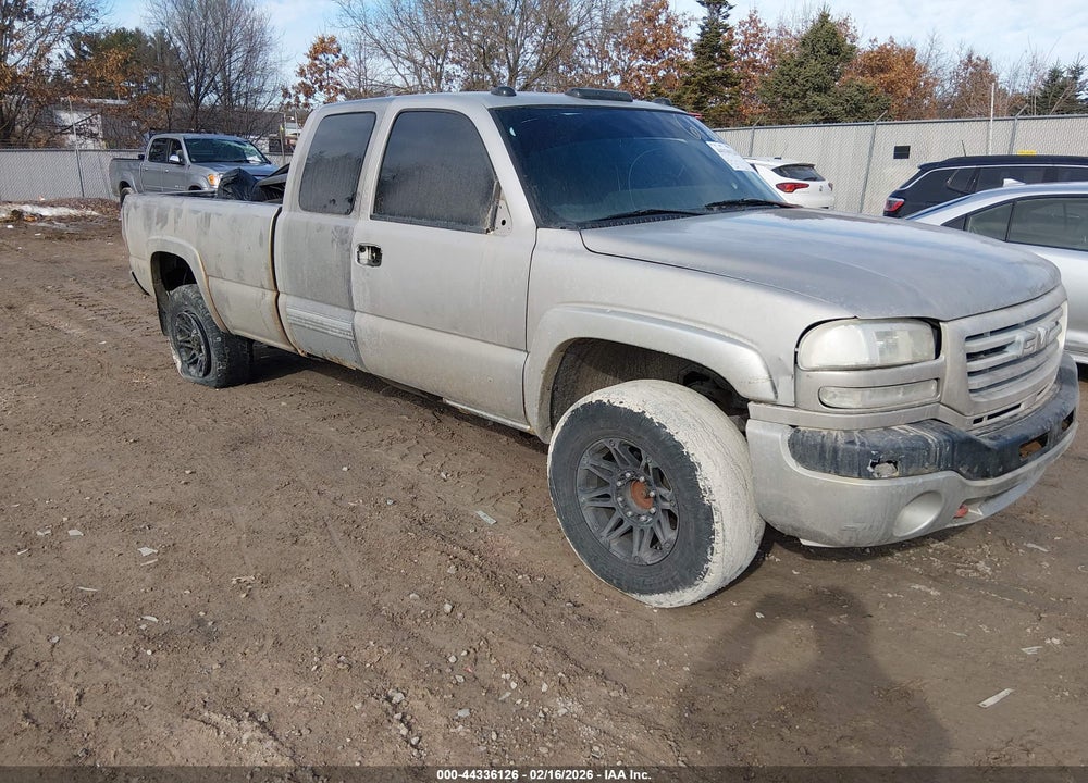 2004 GMC SIERRA 2500HD SLE VIN: 1GTHK29254E373833