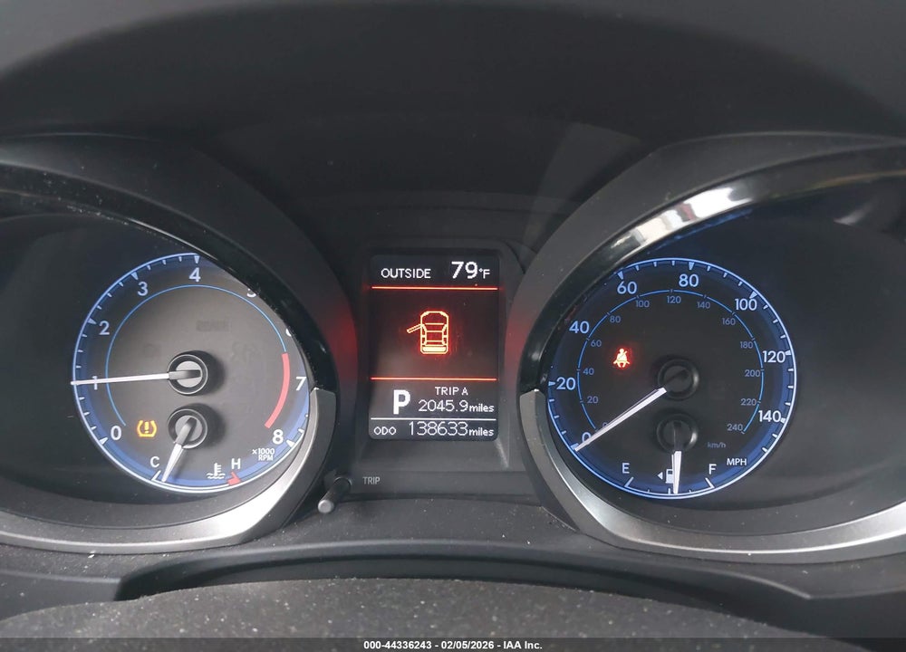 2014 TOYOTA COROLLA S PLUS VIN: 5YFBURHE2EP025657