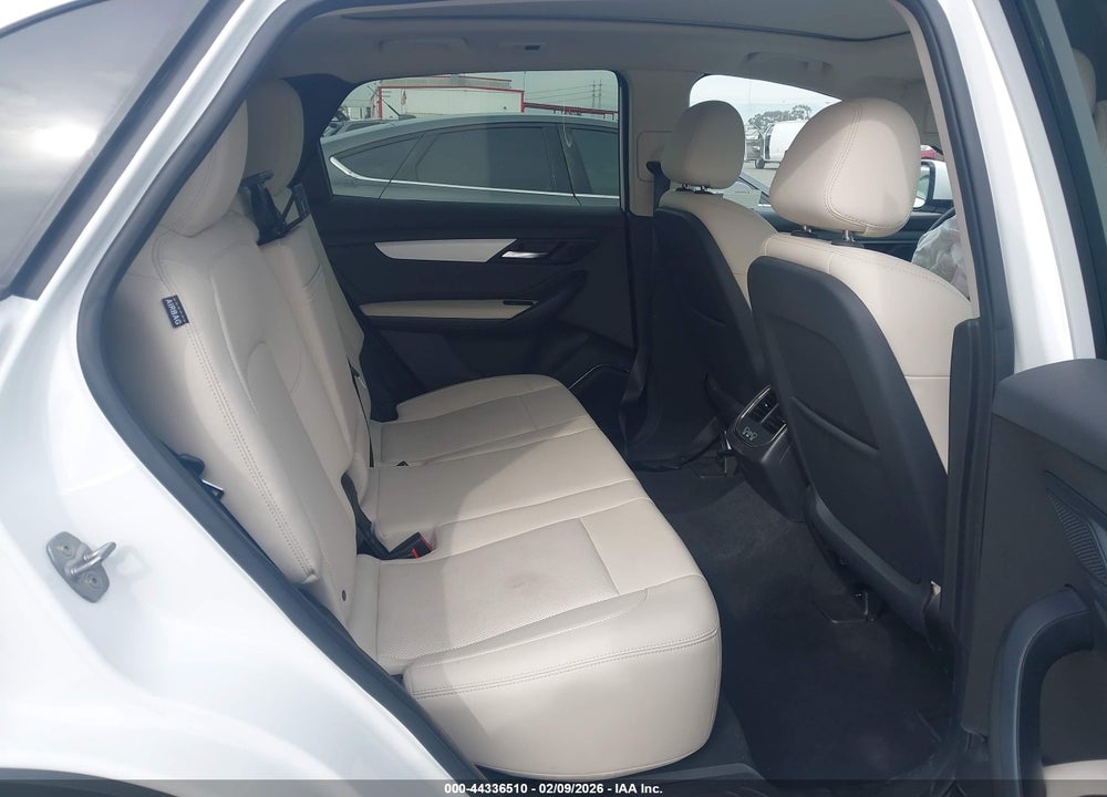 2023 VINFAST VF 8 PLUS VIN: RLLV1AFA7PH005061