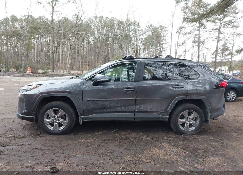 2024 TOYOTA RAV4 HYBRID XLE VIN: 4T3RWRFV2RU139438