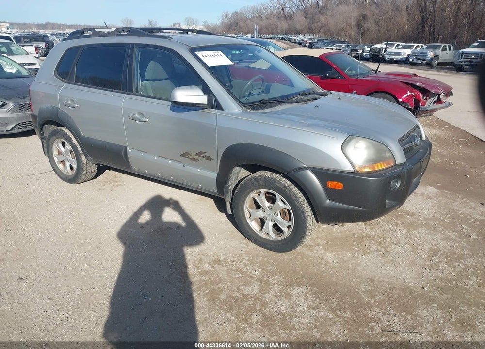 2009 HYUNDAI TUCSON SE VIN: KM8JN72D89U933645
