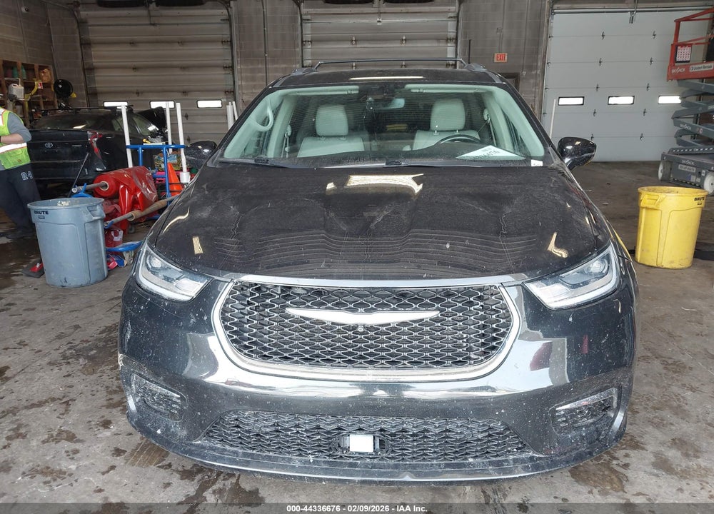 2021 CHRYSLER PACIFICA HYBRID TOURING L VIN: 2C4RC1L71MR599516