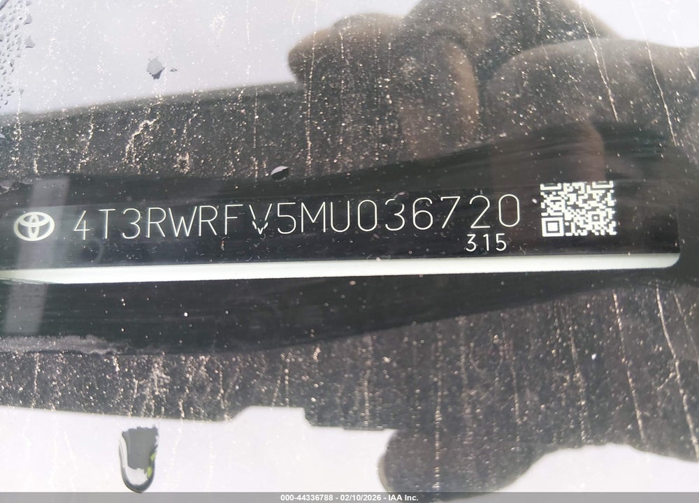 2021 TOYOTA RAV4 HYBRID XLE VIN: 4T3RWRFV5MU036720