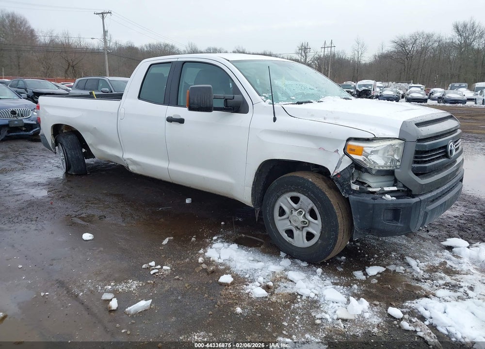 2014 TOYOTA TUNDRA SR 5.7L V8 VIN: 5TFCY5F10EX015938