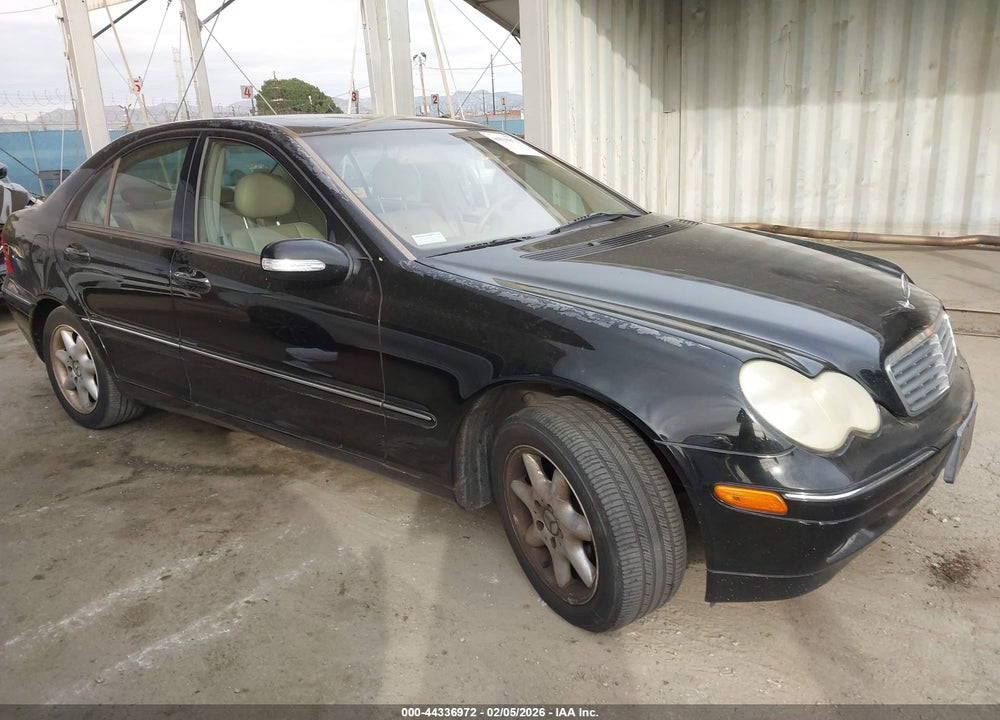2003 MERCEDES-BENZ C 240 VIN: WDBRF61J43E013341