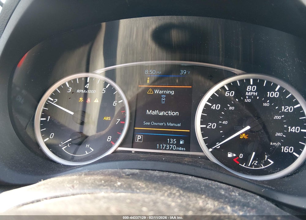 2019 NISSAN SENTRA SR VIN: 3N1AB7AP5KY439631