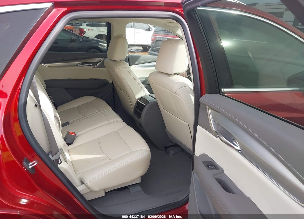 2021 CADILLAC XT5 FWD PREMIUM LUXURY VIN: 1GYKNCRS6MZ196246