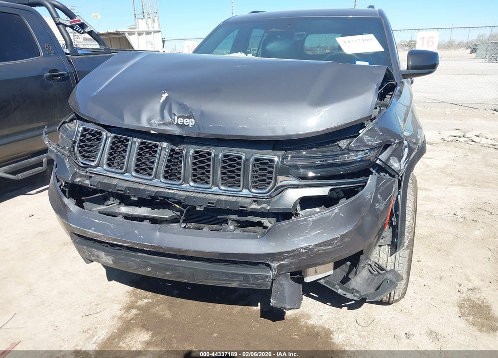 2025 JEEP GRAND CHEROKEE L LAREDO X 4X4 VIN: 1C4RJKAG1S8737434
